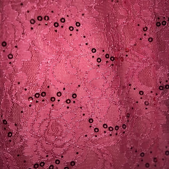 Dress - Picture 8 of 9